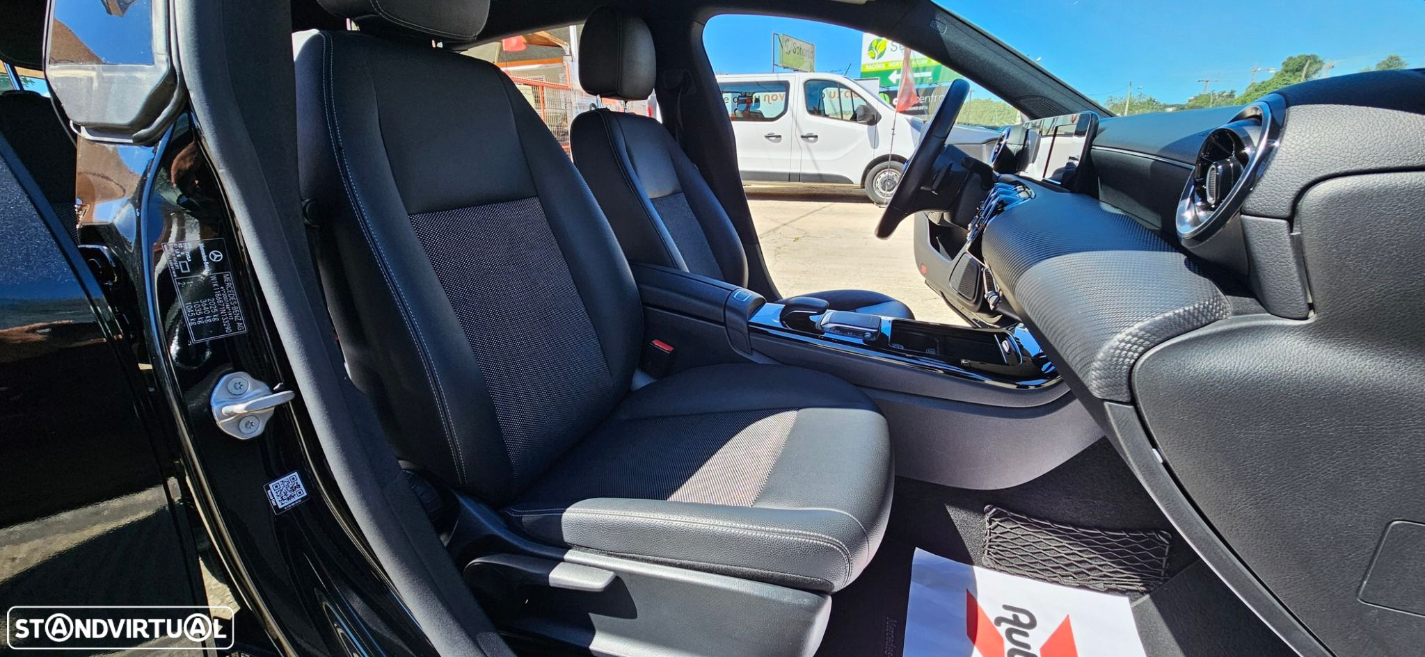 Mercedes-Benz CLA 200 Shooting Brake Style Plus Aut. - 16