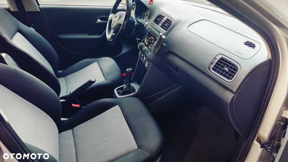 Volkswagen Polo - 15