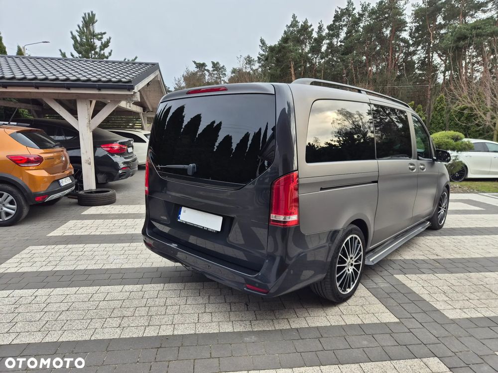 Mercedes-Benz Klasa V - 16