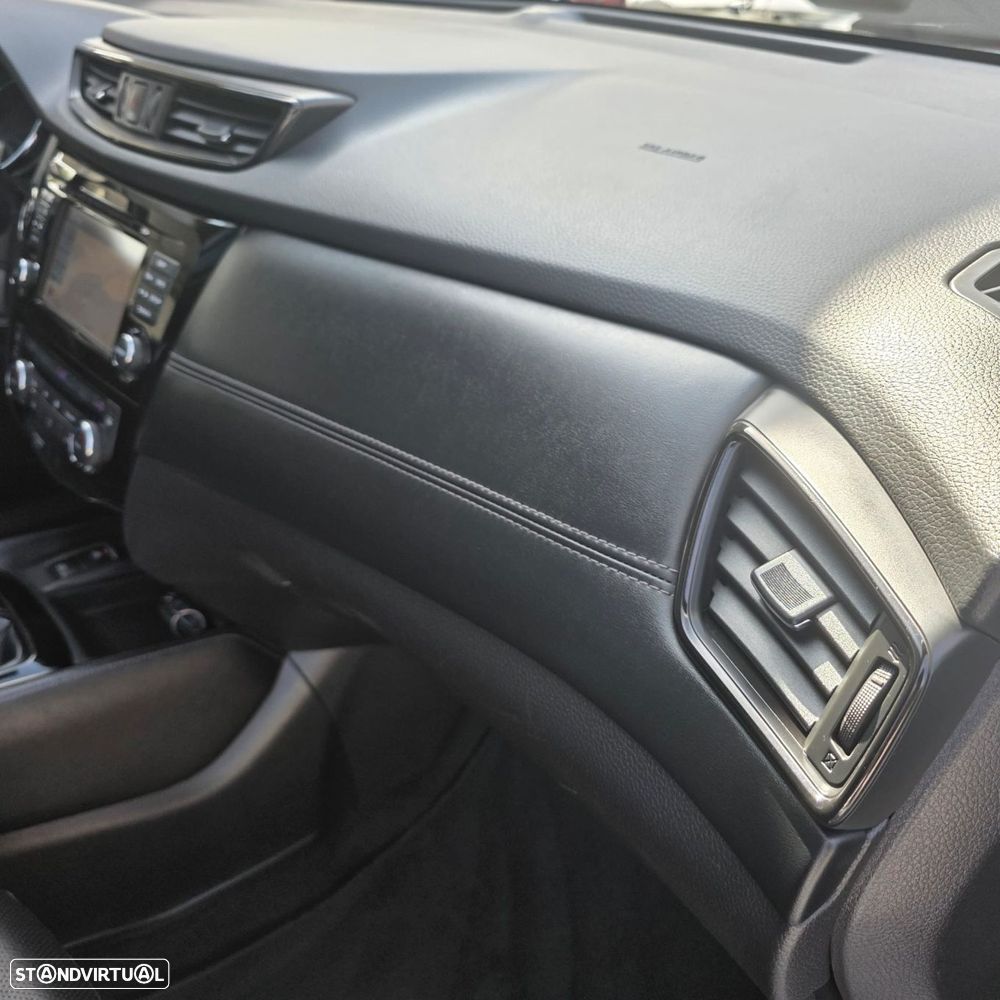 Nissan X-Trail 1.6 dCi Tekna - 32