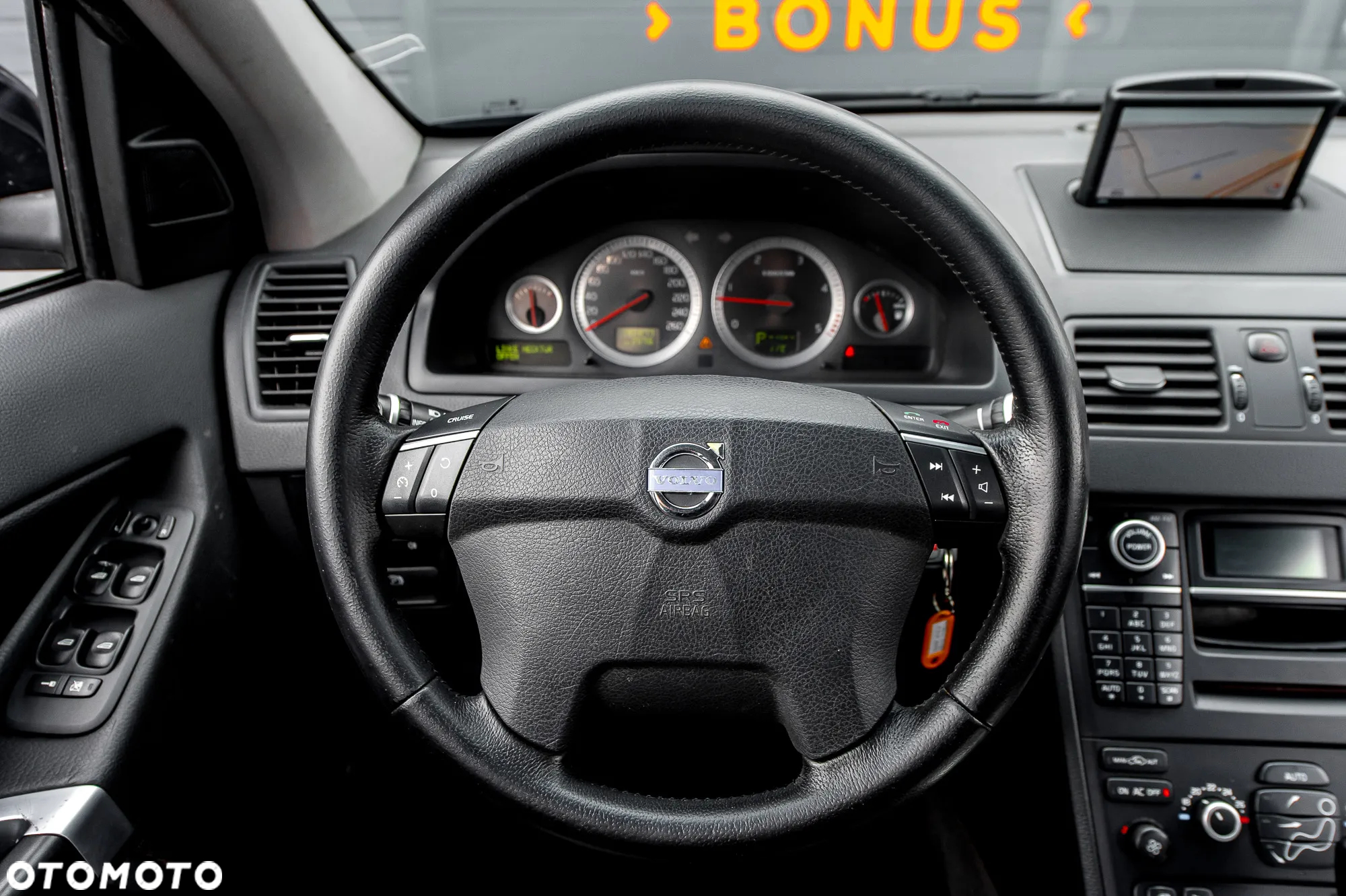 Volvo XC 90 - 20