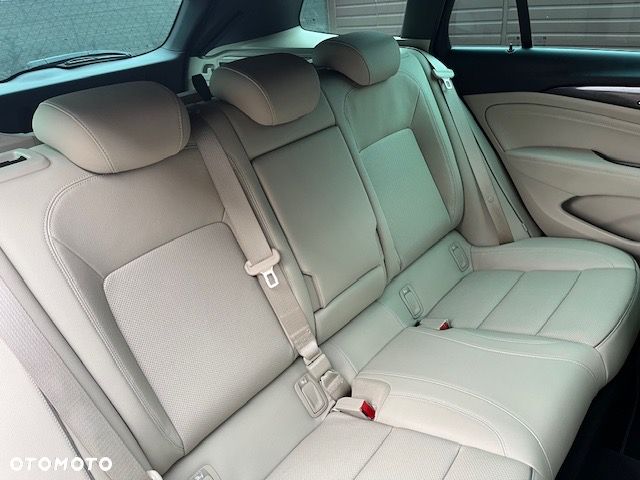 Opel Insignia 1.6 Automatik Business Innovation - 19