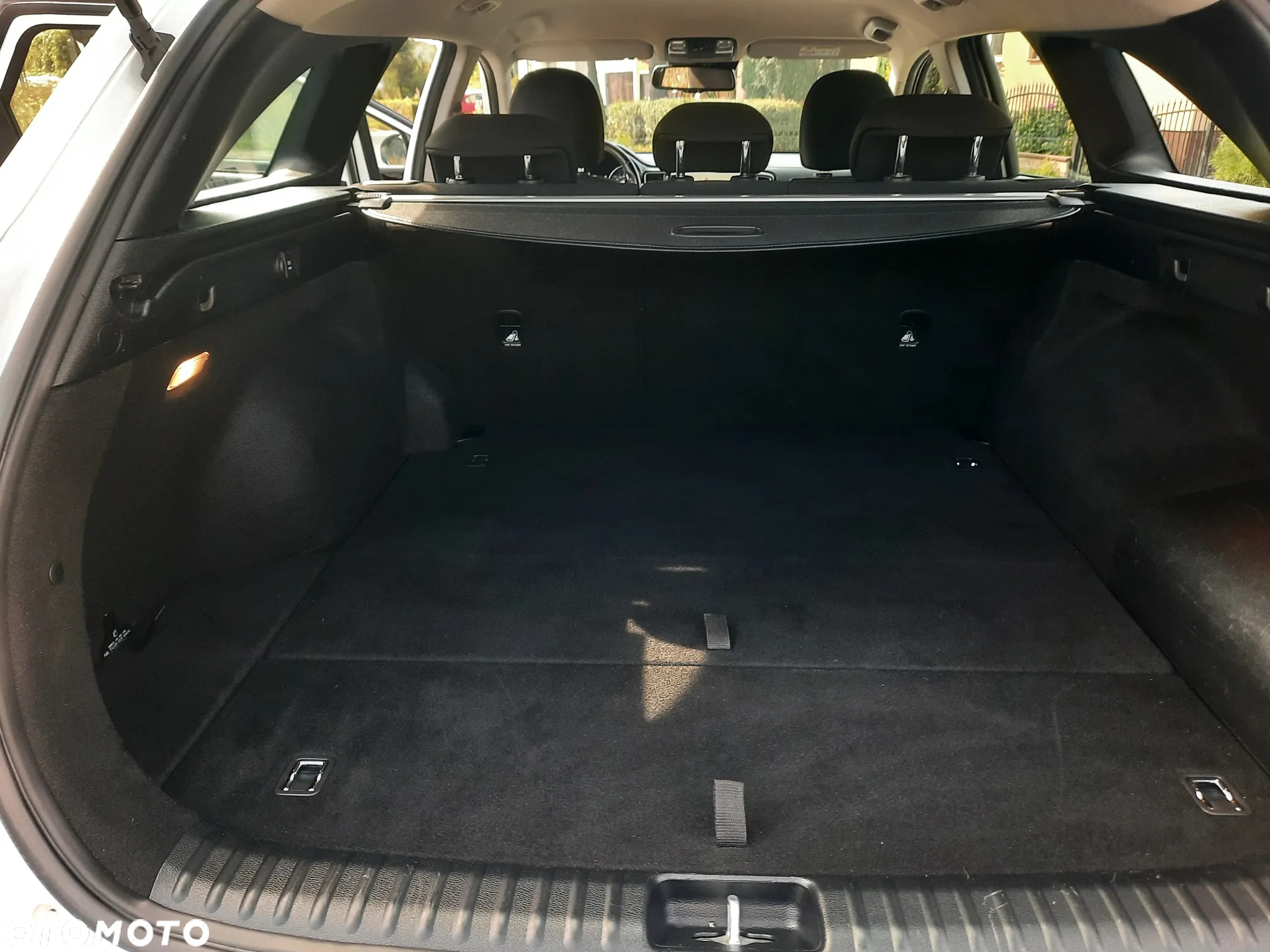 Kia Ceed 1.6 GDI PHEV L Business Line DCT - 24