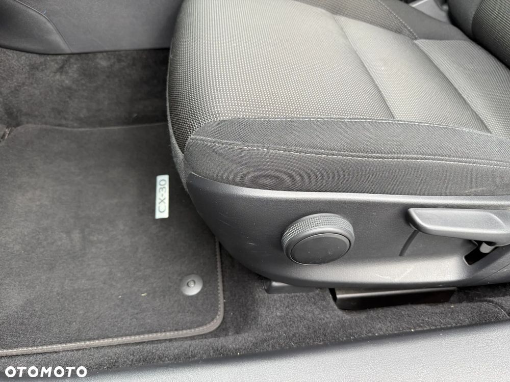 Mazda CX-30 2.0 mHEV Hikari 2WD - 15