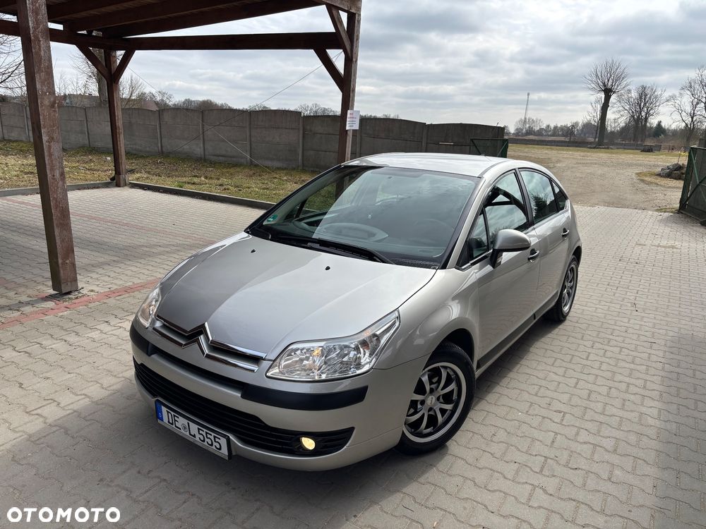 Citroën C4 1.4 16V Style - 36