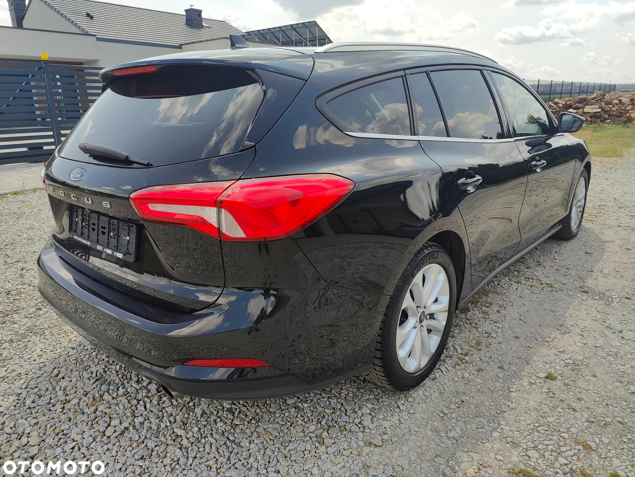 Ford Focus 2.0 EcoBlue Start-Stopp-System TITANIUM X - 3
