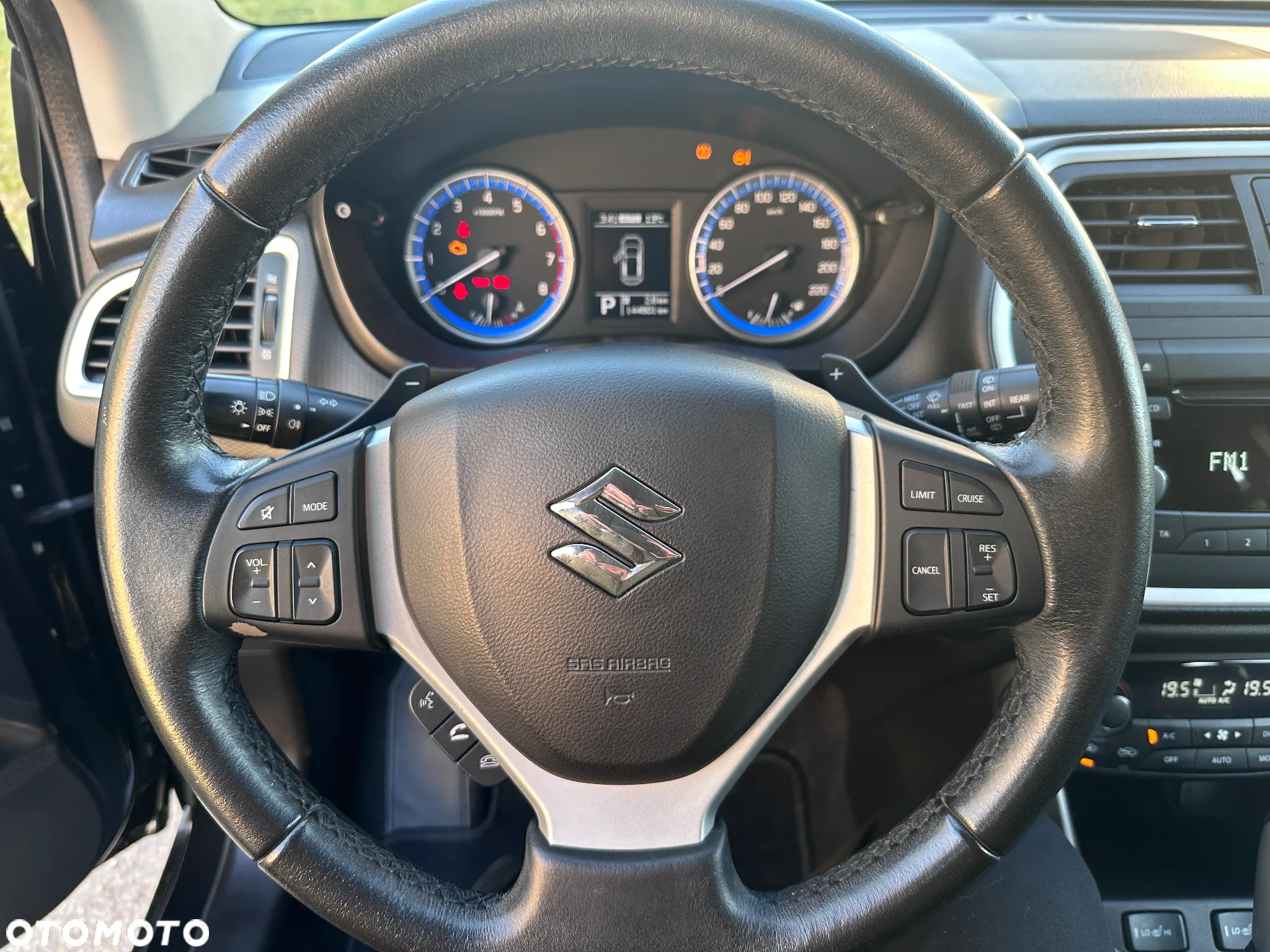 Suzuki SX4 S-Cross 1.6 VVT CVT 4x4 limited - 23