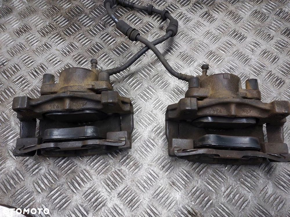 TARCZE HAMULCOWE PRZÓD + KLOCKI + ZACISKI VOLVO S60 II 2.0 D3 - 8