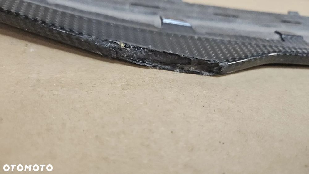 AUDI R8 4S0807061D CARBON Karbon DOKŁADKA SPOILER  Listwa DÓŁ ZDERZAKA 4S0 - 9