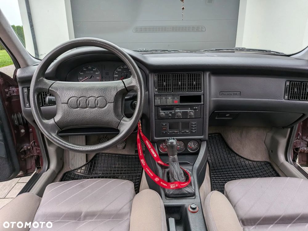 Audi 80 2.6 E - 8