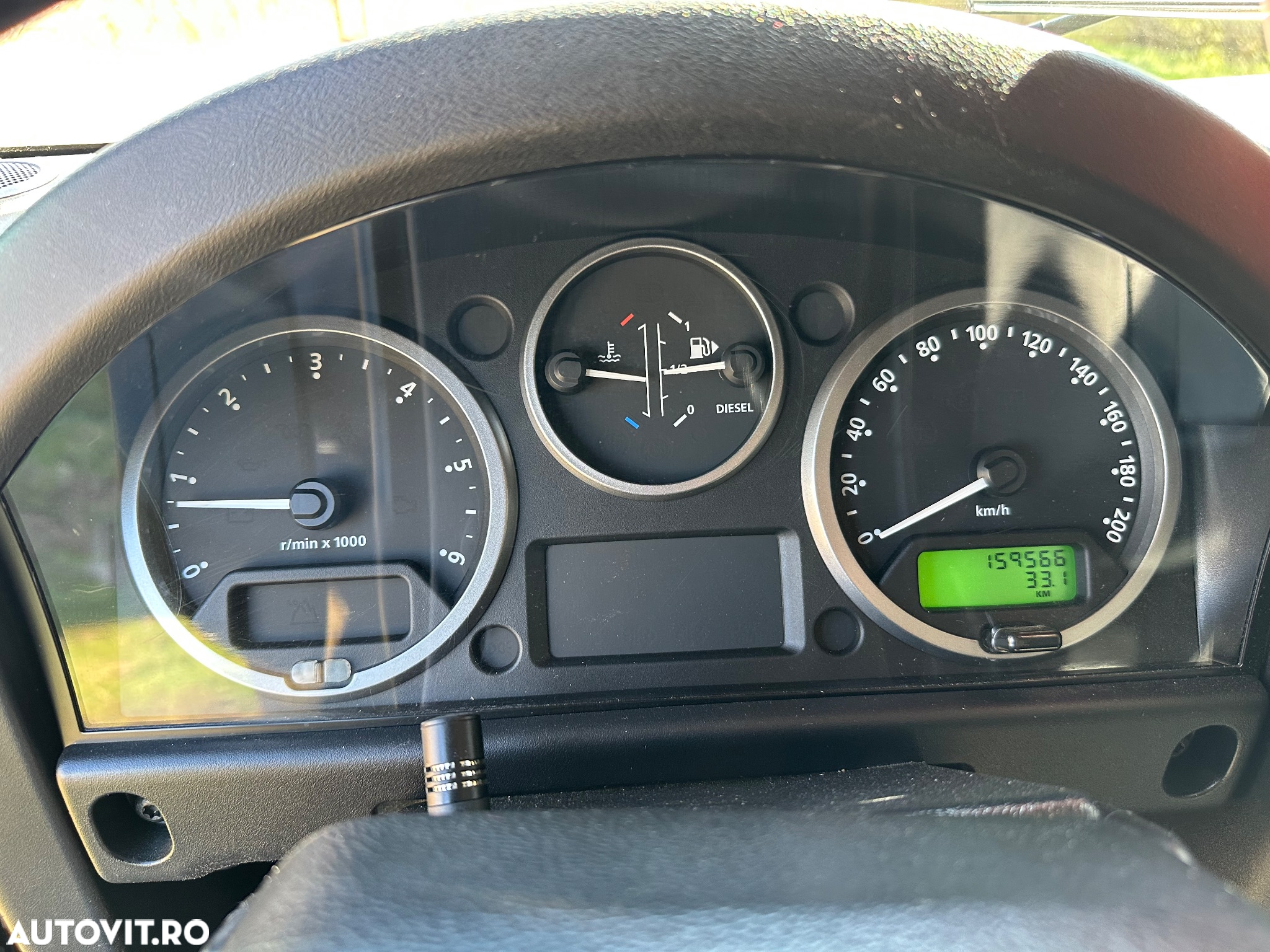 Land Rover Defender 90 2.4TD S/W E - 8