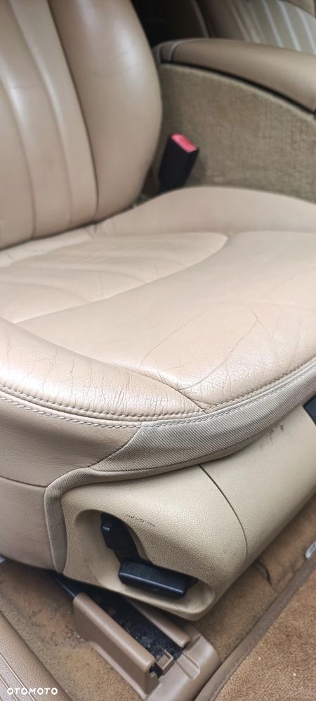 Mercedes-Benz Klasa E 350 4-Matic Elegance - 25