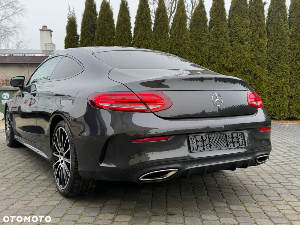 Mercedes-Benz Klasa C 200 9G-TRONIC AMG Line - 3