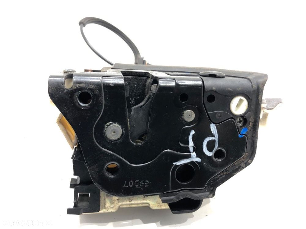 ZAMEK DRZWI PRAWY TYŁ  AUDI A4 B8 (8K2) 2007 - 2015 1.8 TFSI 118 kW [160 KM] benzyna 2007 - 2012 - 1