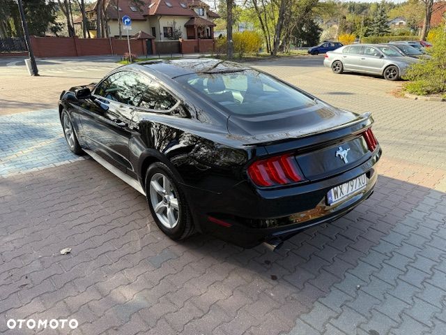 Ford Mustang - 5