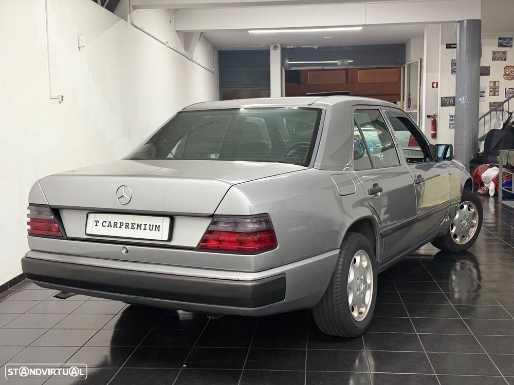 Mercedes-Benz W124 (1984-1997) 200 D - 9