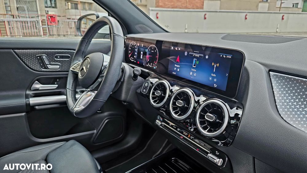 Mercedes-Benz GLA 220 d 4MATIC Aut. - 9