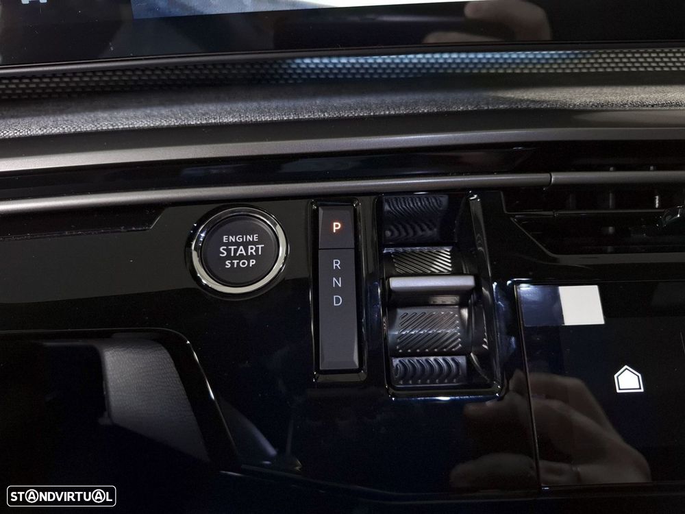 Peugeot E-3008 73 kWh GT - 19