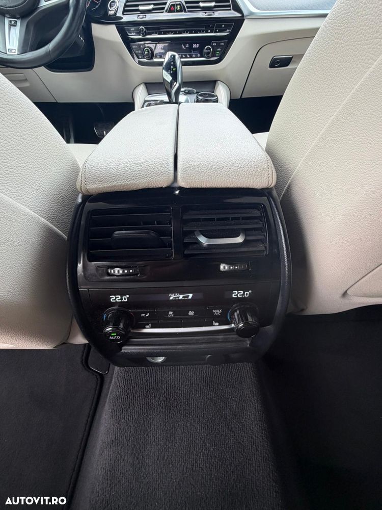 BMW Seria 5 540d xDrive AT - 18