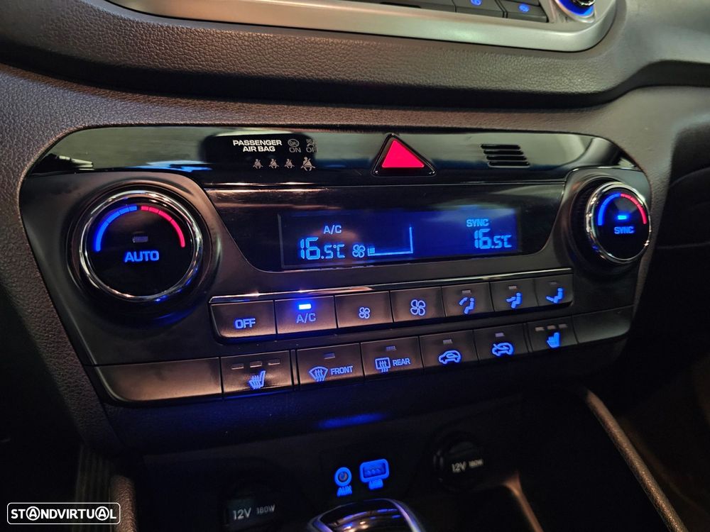 Hyundai Tucson 1.7 CRDi Premium DCT - 16