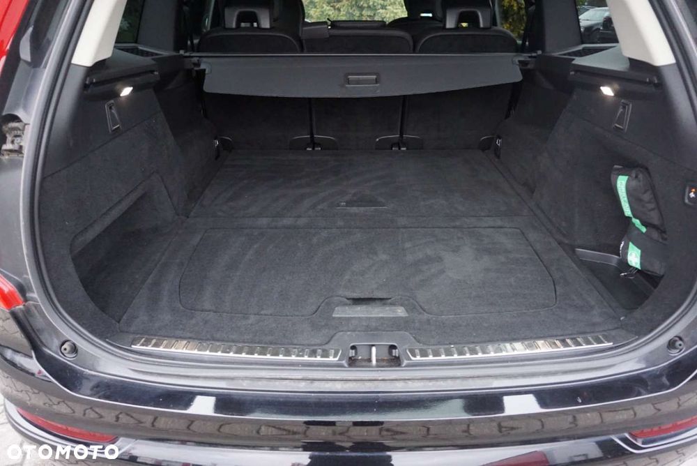 Volvo XC 90 - 12