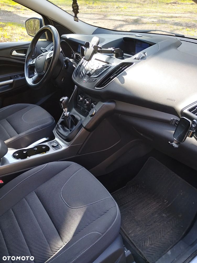 Ford Kuga 2.0 TDCi 4WD Titanium - 9