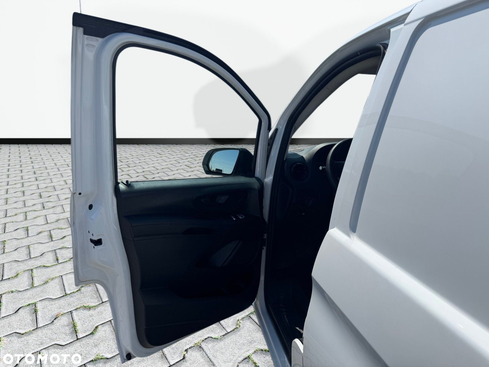 Mercedes-Benz Vito - 11