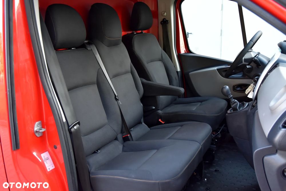 Renault TRAFIC - 15