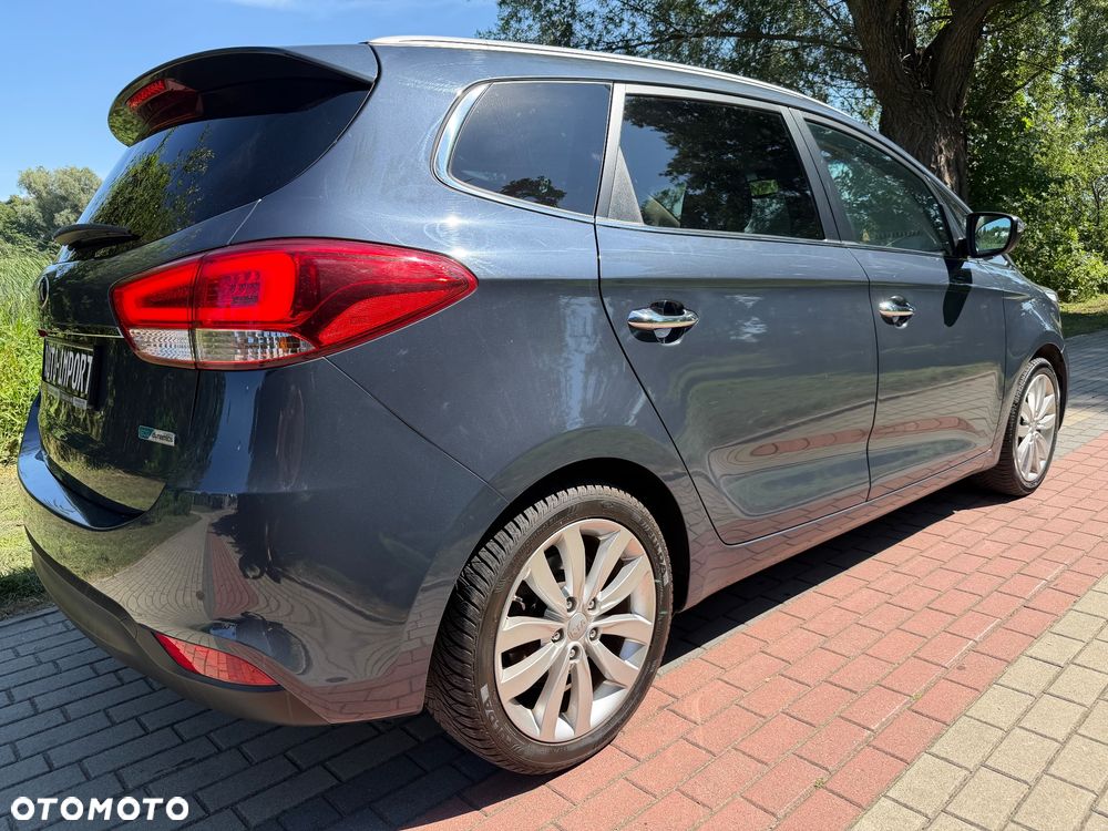 Kia Carens 1.7 CRDi 141 Dream Team Edition - 3