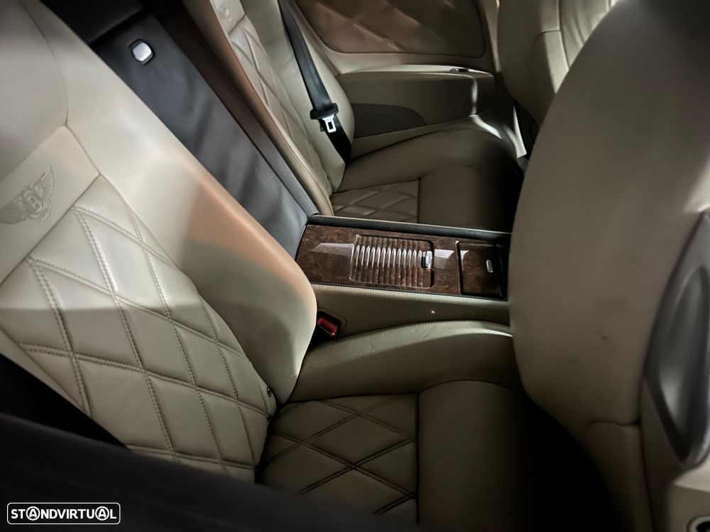 Bentley Continental GT - 4