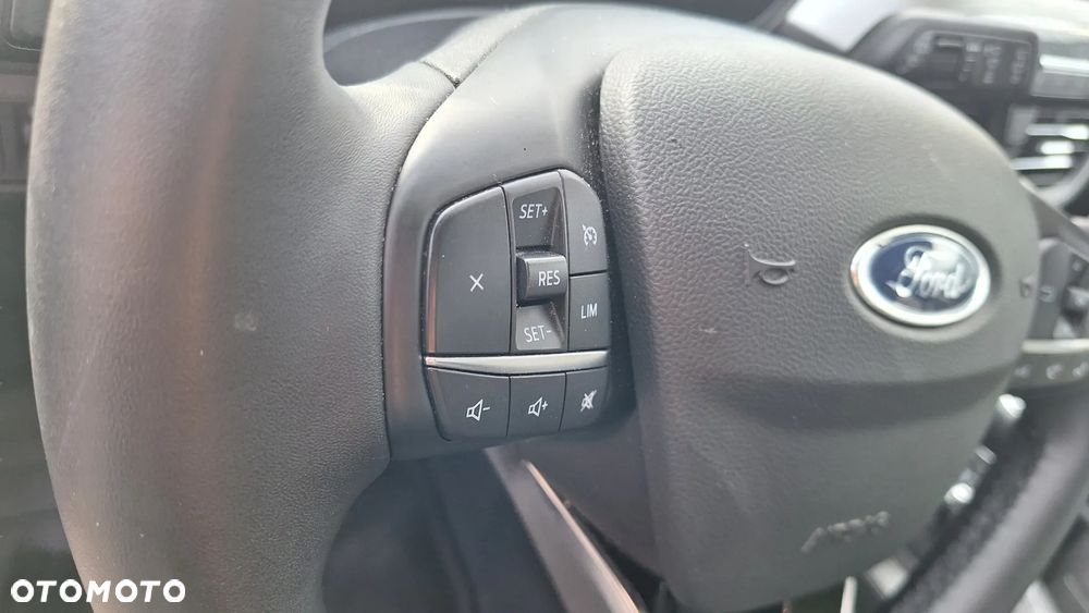 Ford Kuga - 7