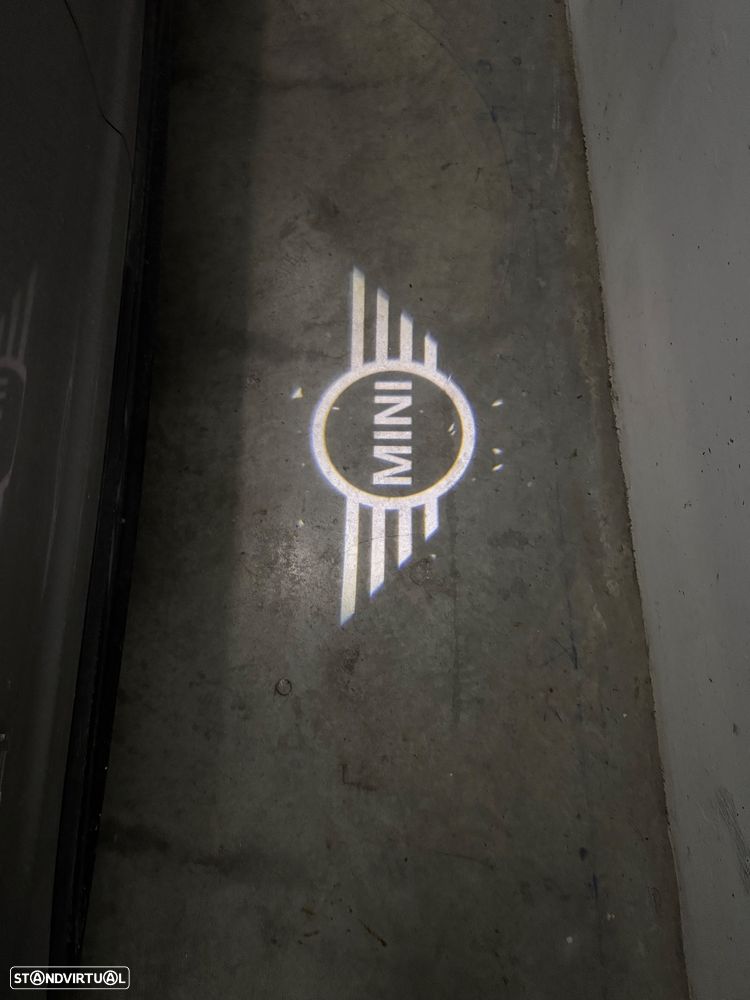 MINI Countryman Cooper SE ALL4 Auto - 43