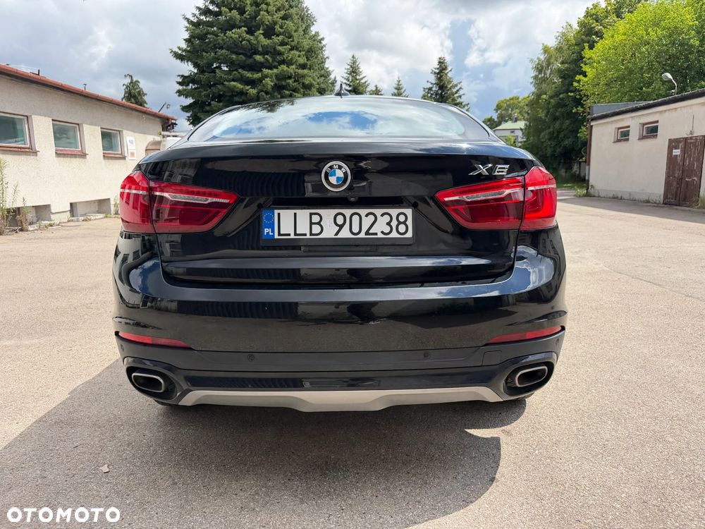 BMW X6 xDrive30d - 9