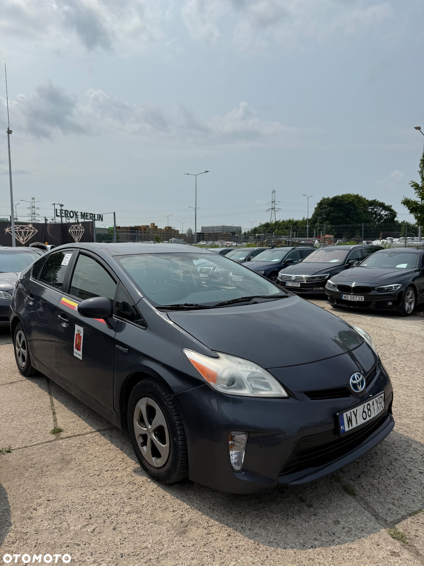 Toyota Prius (Hybrid) Comfort - 2
