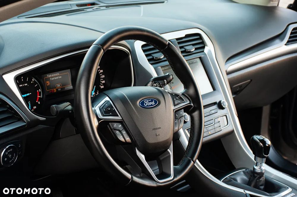 Ford Mondeo 2.0 TDCi Titanium - 39