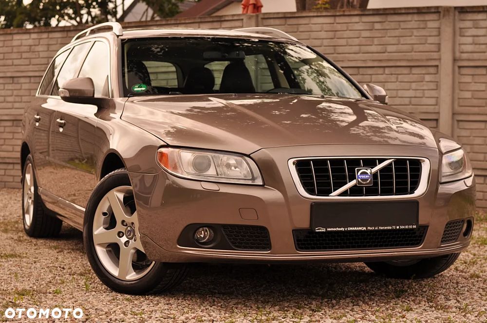 Volvo V70 2.0 - 15