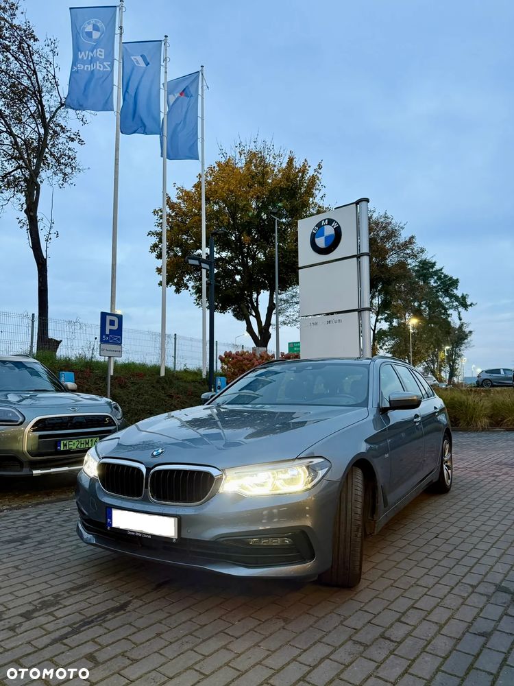BMW Seria 5 525d Sport Line sport - 2