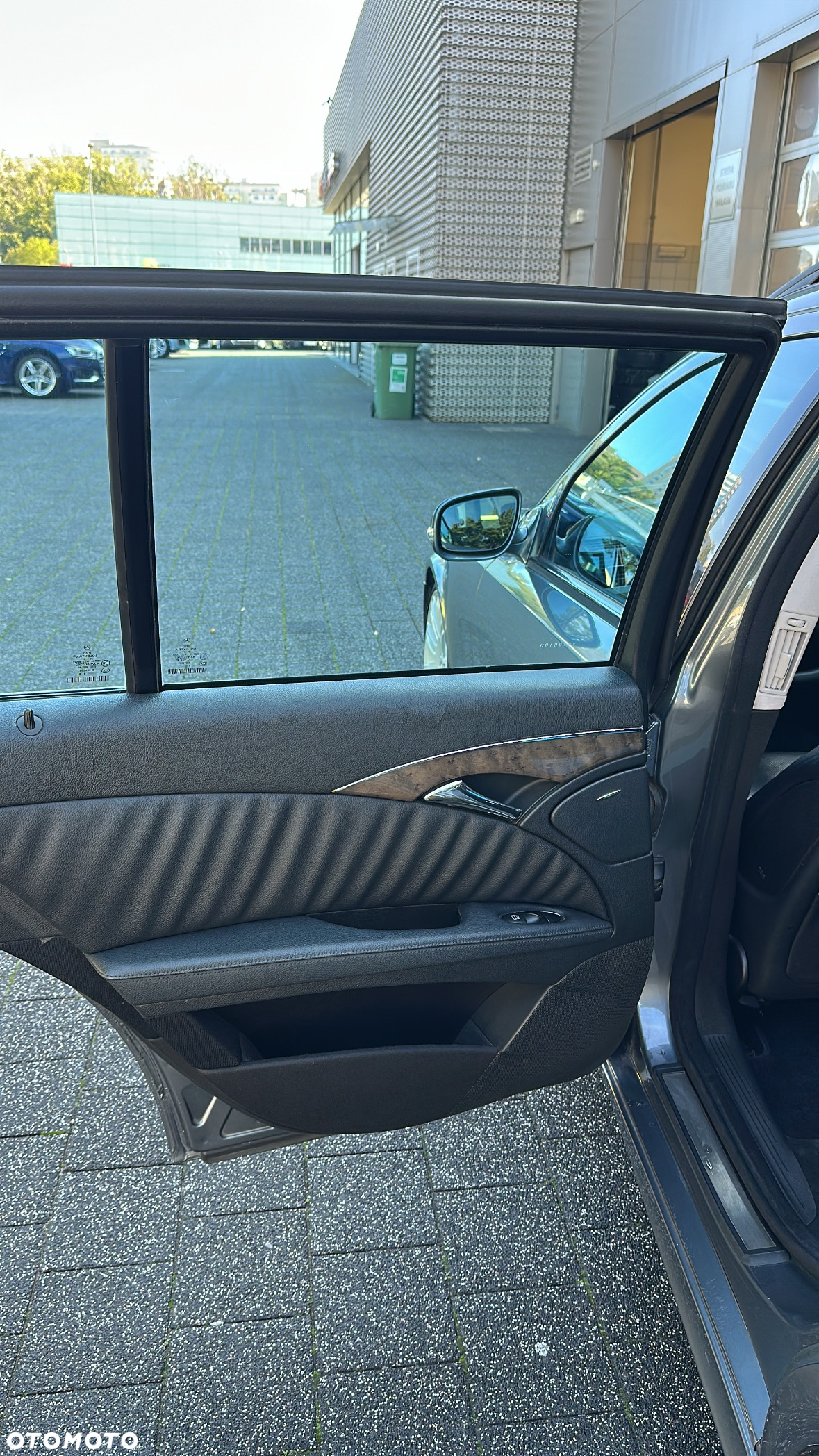 Mercedes-Benz Klasa E 320 CDI T Avantgarde - 19