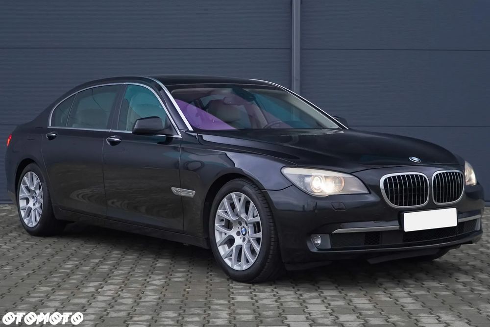 BMW Seria 7 750i L xDrive - 3