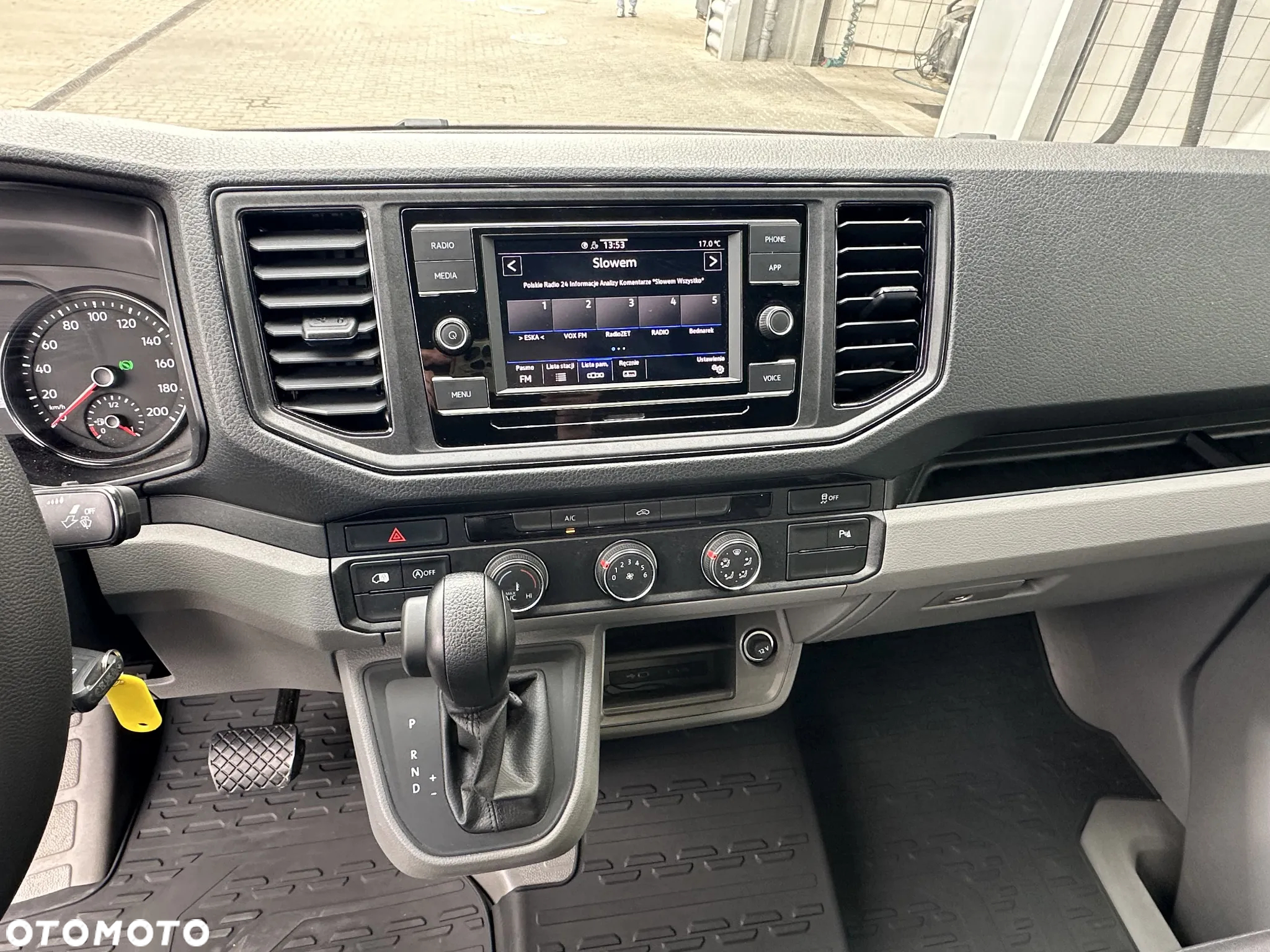 Volkswagen Crafter - 9