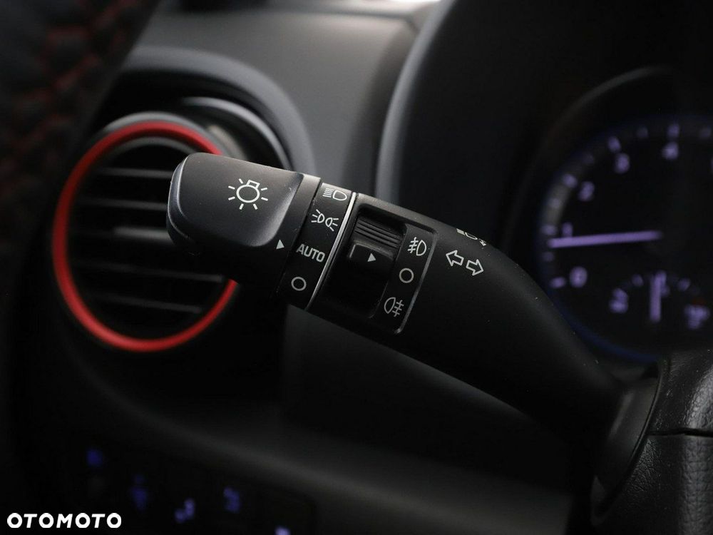 Hyundai Kona 1.6 T-GDI DCT Style - 34