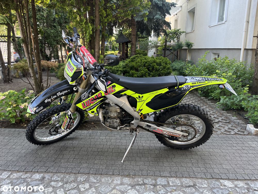 Honda CRF - 12