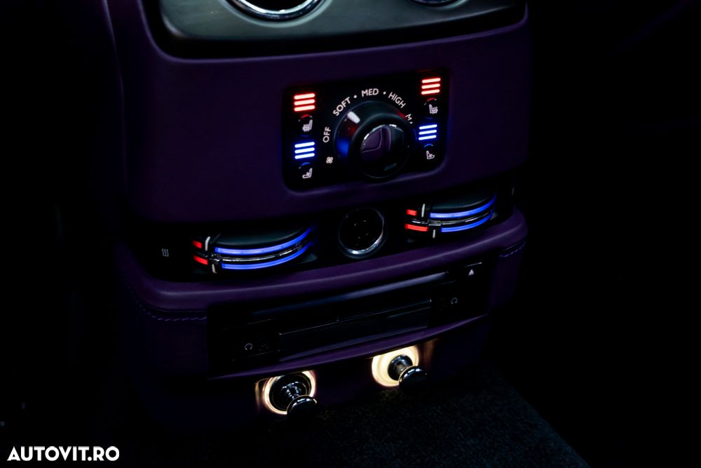 Rolls-Royce Ghost Black Badge - 17