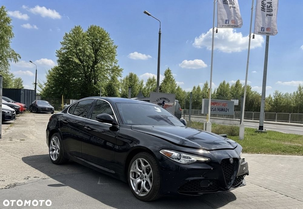Alfa Romeo Giulia - 3