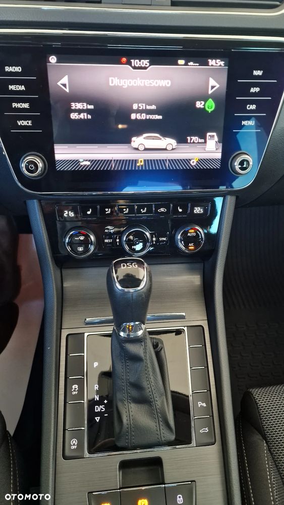 Skoda Superb 2.0 TDI SCR 4x4 Style DSG - 19