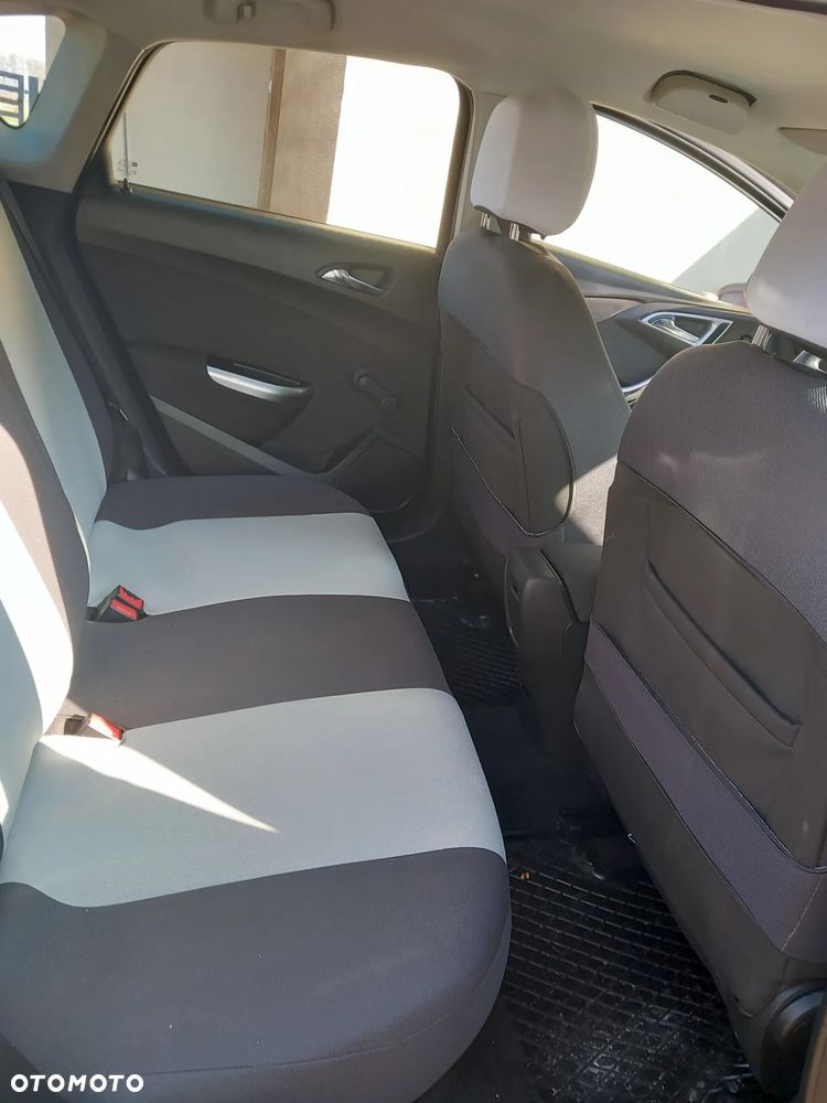 Opel Astra 1.4 Turbo - 3