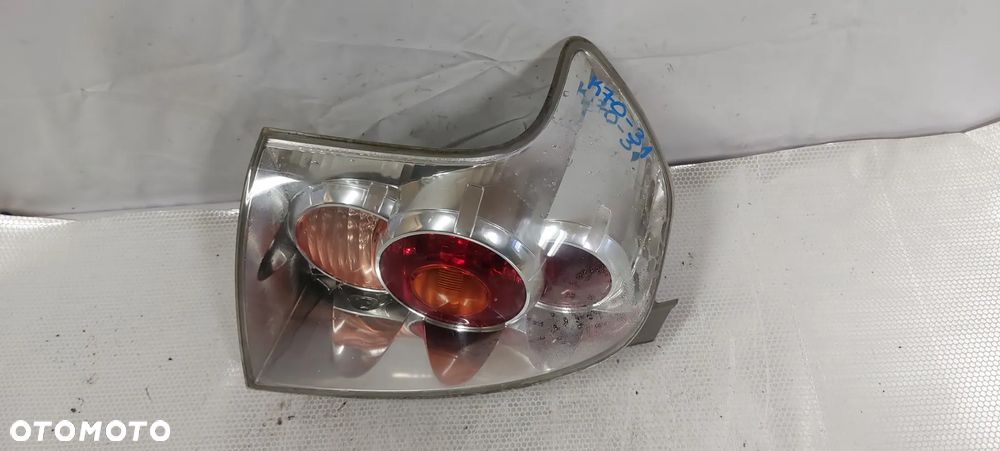 .  LAMPA TYL TYLNA LEWA TOYOTA COROLLA VERSO 2 - 2