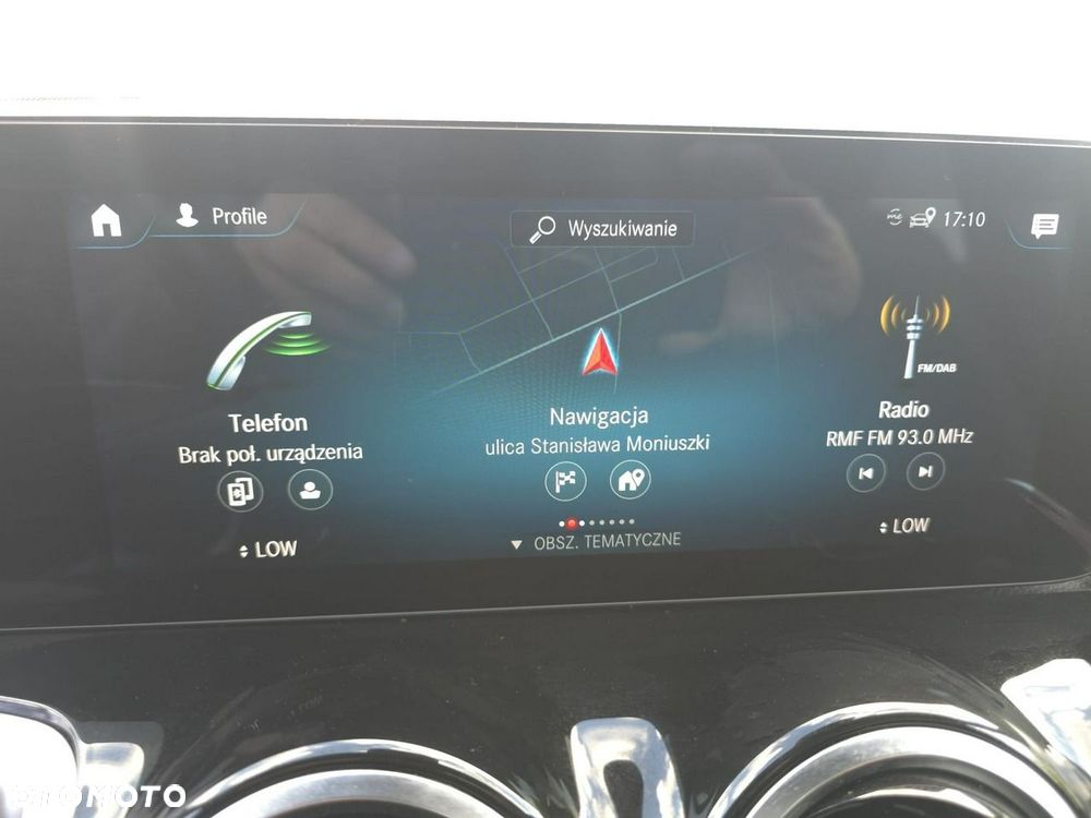 Mercedes-Benz GLB - 26