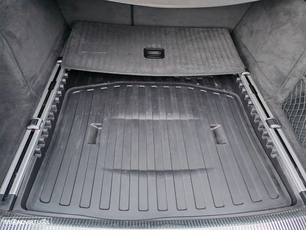 Audi A6 Avant 2.0 TDi - 10