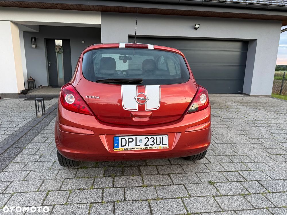 Opel Corsa 1.4 16V Cosmo - 7